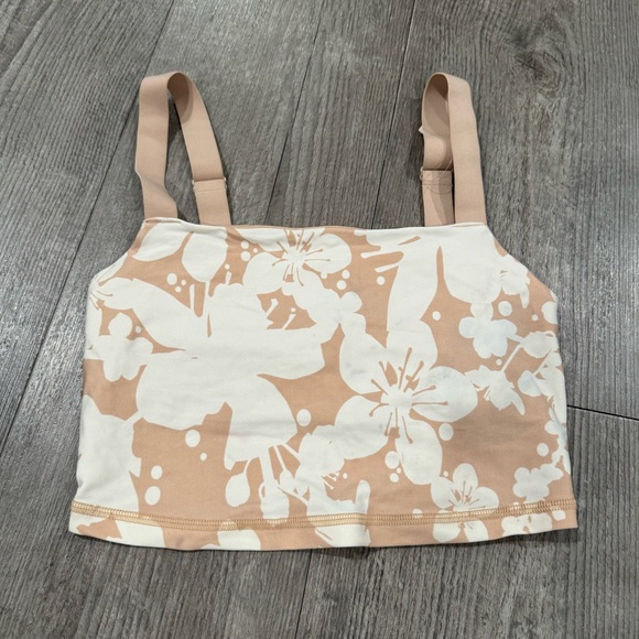LAST PRICE🍒🤍 AERIE floral light sport bra ✨ - Picture 2 of 7